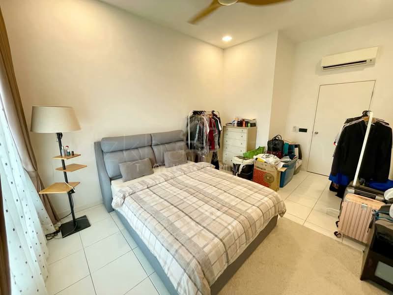 Cluster House for Sale in Eco Grandeur (Puncak Alam) - Tom Yip - Bedroom - PropertyGuru.com.my