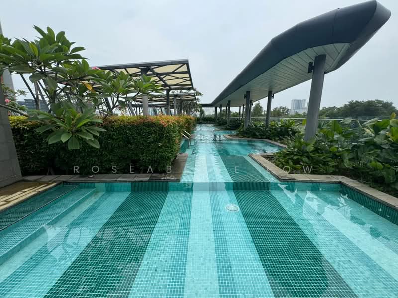 Kanvas SOHO untuk Untuk Disewa - RM 1,600 /bulan, Apr 2026 - Pool - PropertyGuru.com.my