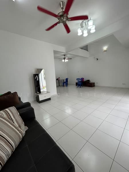 Rumah Teres 1.5 Tingkat untuk Dijual di Setia Eco Gardens (Gelang Patah) - Jessica Tiew - Living Room - PropertyGuru.com.my