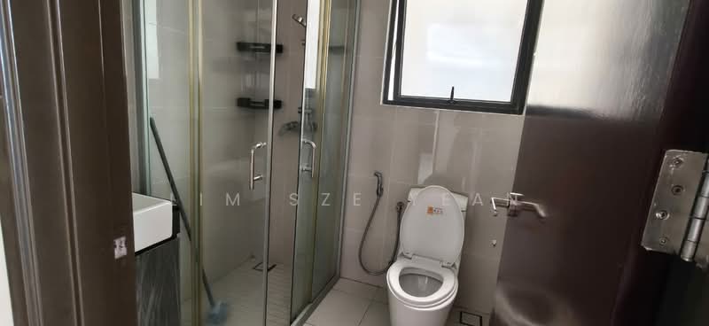 Kings Bay @ Country Garden Danga Bay untuk Untuk Disewa - RM 2,300 /bulan, Apr 2026 - Bathroom - PropertyGuru.com.my