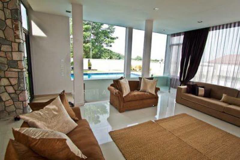 Bungalow for Sale in Taman Hillview (Ulu Kelang) - Sariah Saad - Living Room - PropertyGuru.com.my