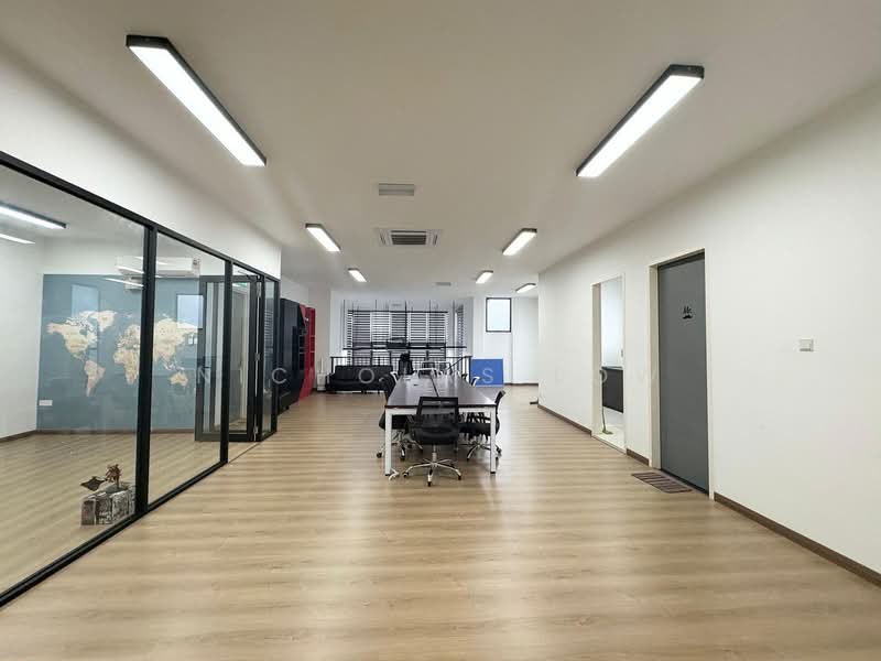 Factory for Rent in Taman Perniagaan Setia (Johor Bahru) - Nicholas Low - Interior - PropertyGuru.com.my