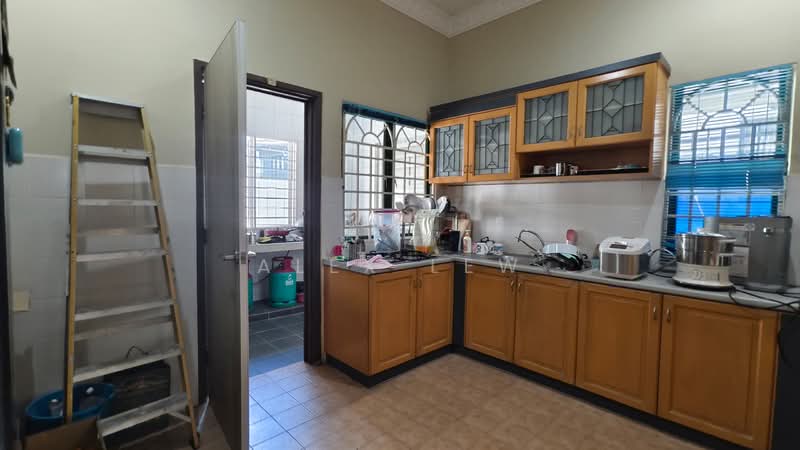 Semi-Detached House for Sale in Ampang (Selangor) - Alex Lew - Kitchen - PropertyGuru.com.my