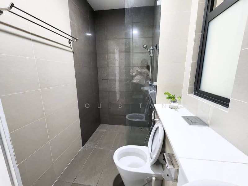 Service Residence for Rent at Setia Sky 88 - Louis Tan - Bathroom - PropertyGuru.com.my