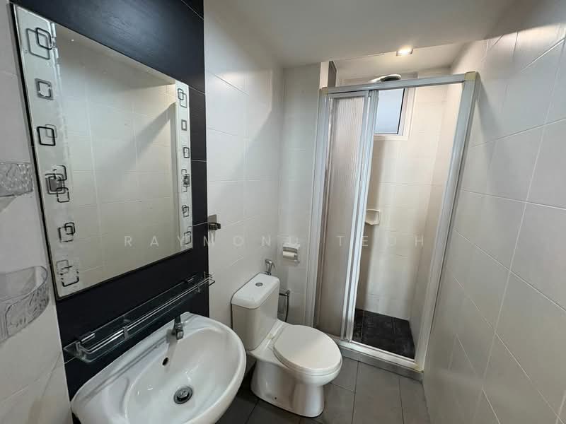 Summer Place untuk Untuk Disewa - RM 2,300 /bulan, Apr 2026 - Bathroom - PropertyGuru.com.my