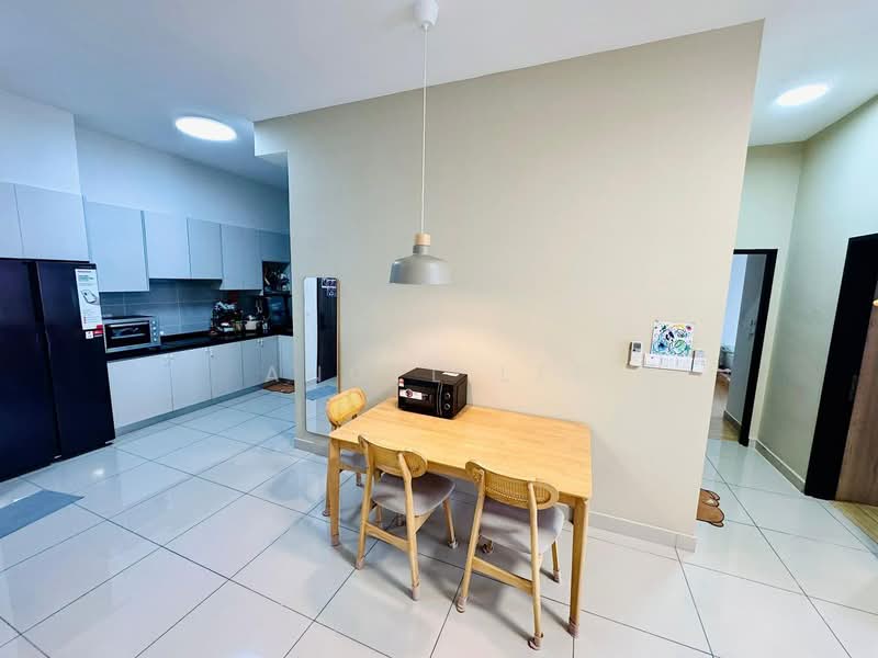 Service Residence for Sale at Twin Tower Residence - Angel Lee - Kitchen - PropertyGuru.com.my