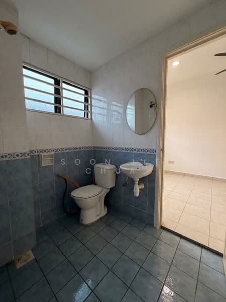 Rumah Teres 2-Tingkat untuk Dijual di Bandar Damai Perdana (Cheras) - Soon Jie Chua - Bathroom - PropertyGuru.com.my