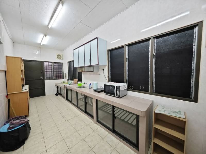 First Garden untuk Untuk Dijual - RM 590,000, Mac 2026 - Kitchen - PropertyGuru.com.my