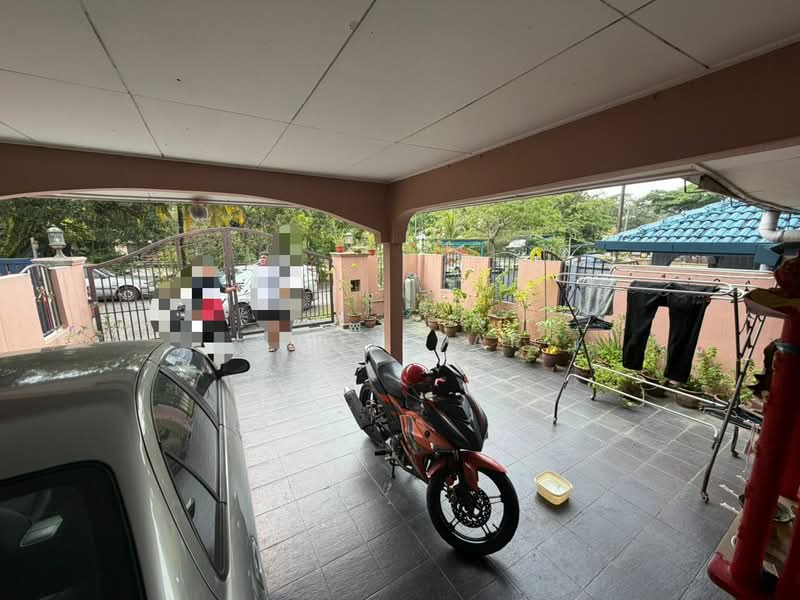 Rumah Teres 2 Tingkat untuk Dijual di Taman Velox (Rawang) - Andy Yap - Exterior - PropertyGuru.com.my