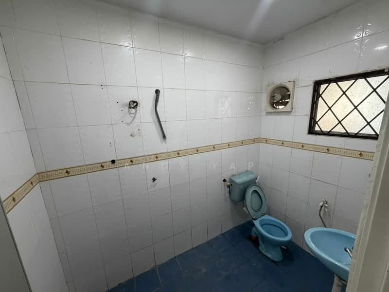 Rumah Teres 2 Tingkat untuk Dijual di Taman Velox (Rawang) - Andy Yap - Bathroom - PropertyGuru.com.my