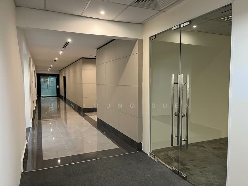 Office for Rent in Petaling Jaya (Selangor) - JinYoung Suen - Corridor - PropertyGuru.com.my