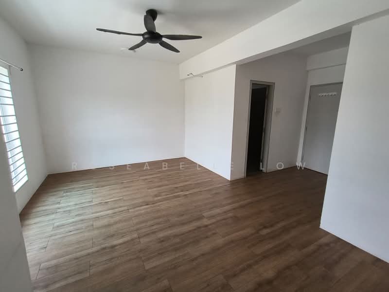 Rumah Teres 2-Tingkat untuk Dijual di Cybersouth (Dengkil) - Roseabelle Low - Living Room - PropertyGuru.com.my