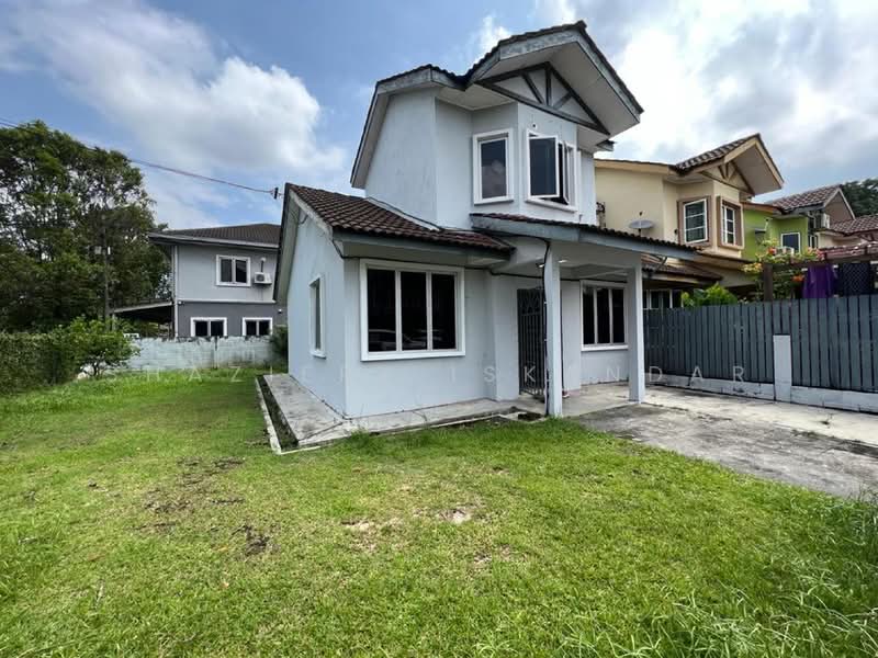 1.5-storey Terraced House for Sale in Seksyen 7 (Kota Damansara) - Shaziery Iskandar - Exterior - PropertyGuru.com.my