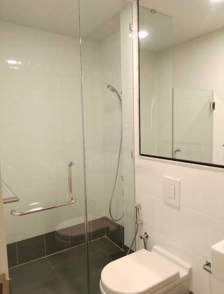 Service Residence for Rent at Isola - Jenny Puah - Bathroom - PropertyGuru.com.my