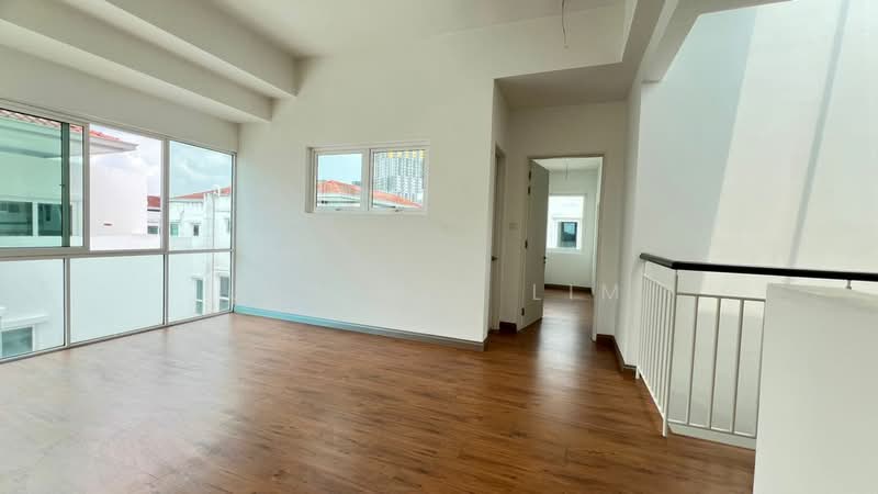 Taman Nadayu 92, Kajang untuk Untuk Dijual - RM 1,300,000, Mac 2026 - Living Room - PropertyGuru.com.my