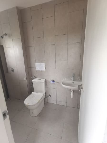 2-storey Terraced House for Sale in Taman Cahaya Alam (Shah Alam) - Ken Chong - Bathroom - PropertyGuru.com.my