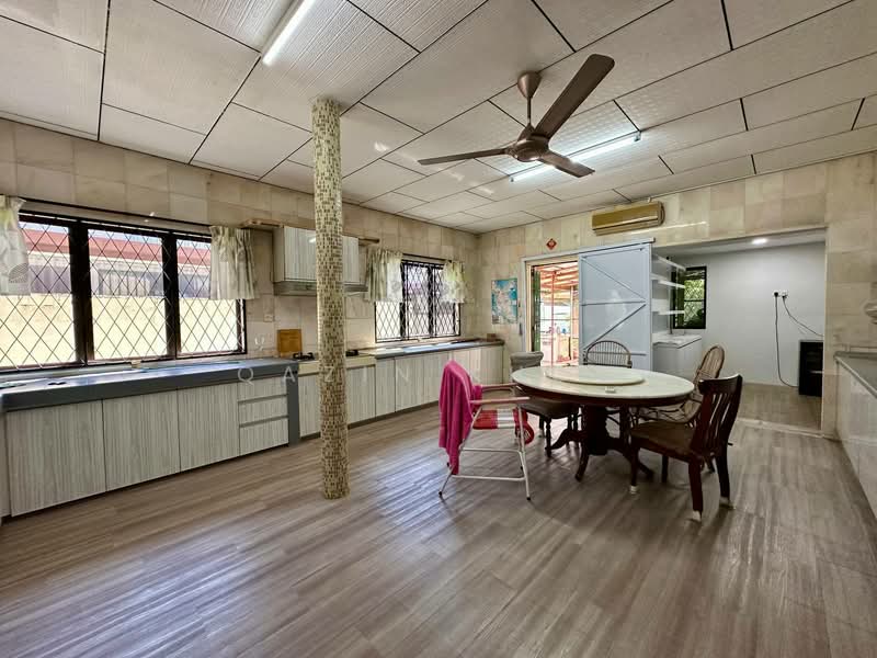 Jalan Kampar Ipoh untuk Untuk Dijual - RM 1,220,000, Mac 2026 - Kitchen - PropertyGuru.com.my