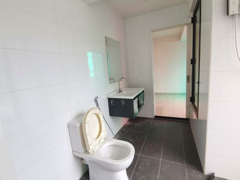 SOHO @ Empire City untuk Untuk Disewa - RM 950 /bulan, Apr 2026 - Bathroom - PropertyGuru.com.my