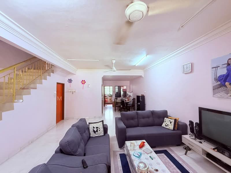 2-storey Terraced House for Sale in Taman Nusa Indah (Iskandar Puteri (Nusajaya)) - Michael Low - Living Room - PropertyGuru.com.my