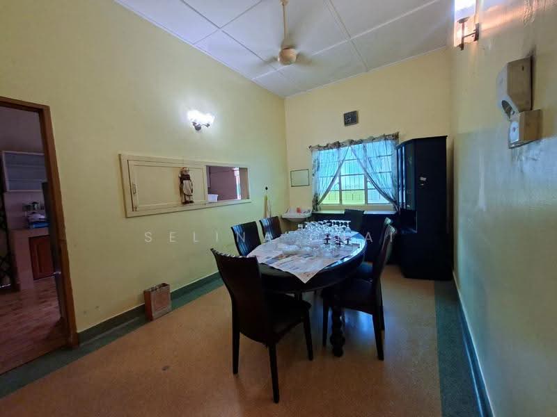 Commercial Bungalow for Sale in Petaling Jaya (Selangor) - Selina Chai - Dining Room - PropertyGuru.com.my