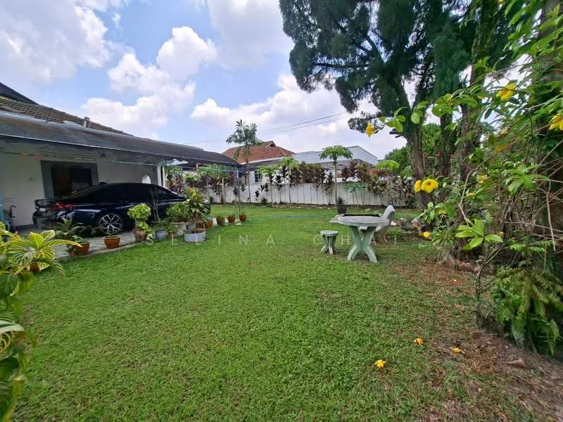 Commercial Bungalow for Sale in Petaling Jaya (Selangor) - Selina Chai - Garden - PropertyGuru.com.my
