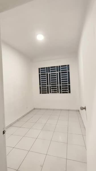 Service Residence for Sale at Jentayu Residensi @ Tampoi - Jane Ngoi - Interior - PropertyGuru.com.my