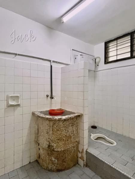 Raja Uda untuk Untuk Dijual - RM 699,999, Mac 2026 - Bathroom - PropertyGuru.com.my