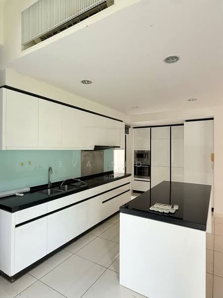 2-storey Terraced House for Sale in Medini (Iskandar Puteri (Nusajaya)) - Eva Siow - Kitchen - PropertyGuru.com.my