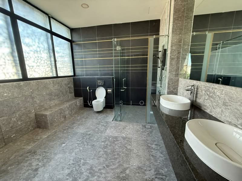 Nusa Duta untuk Untuk Dijual - RM 3,500,000, Apr 2026 - Bathroom - PropertyGuru.com.my