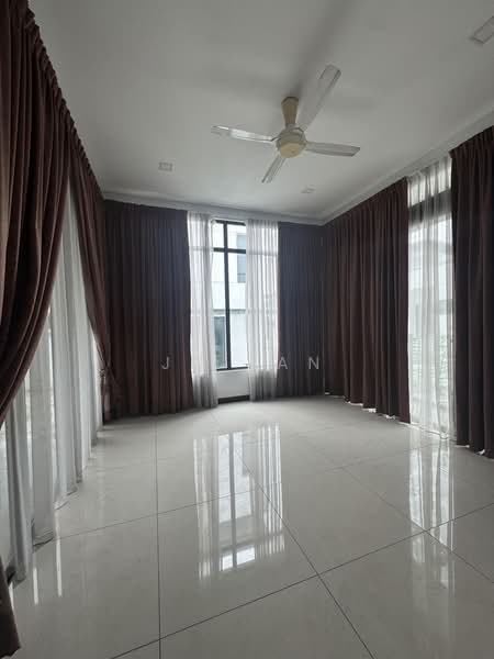 Rumah Berkembar untuk Dijual di Sunway Montana (Setapak) - Jo Tan - Living Room - PropertyGuru.com.my