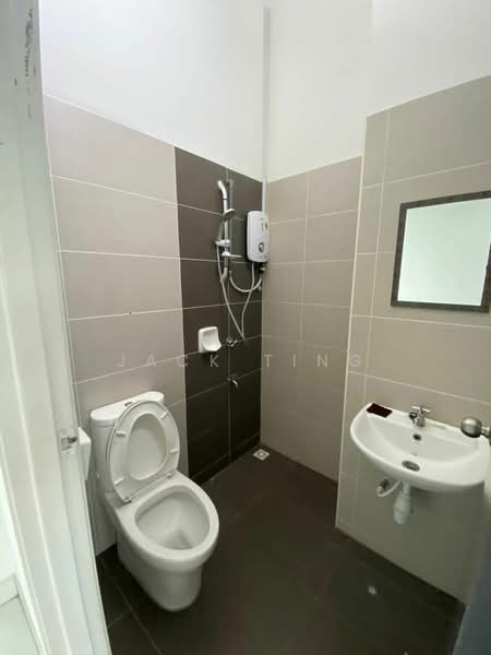 2-storey Terraced House for Sale in Johor Bahru (Johor) - Jack Ting - Bathroom - PropertyGuru.com.my