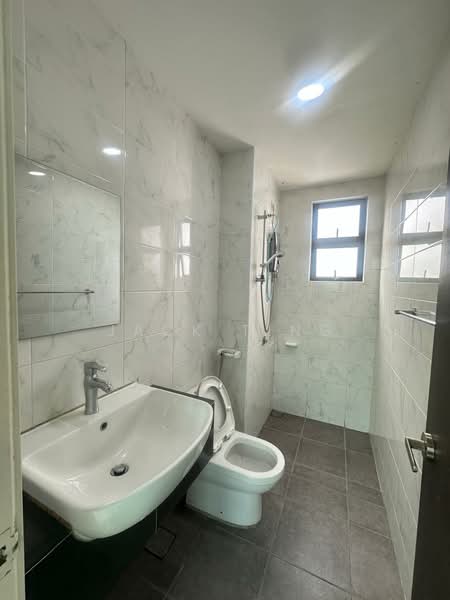 Service Residence for Sale at Sky Breeze Service Apartment - Jack Ting - Bathroom - PropertyGuru.com.my