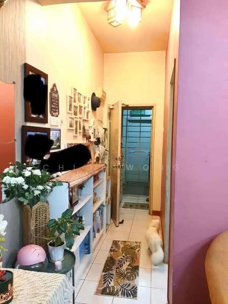Condominium for Sale at Impian Heights - Chloe Wong - Corridor - PropertyGuru.com.my