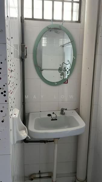 Apartment for Rent at Kekwa - May Low - Bathroom - PropertyGuru.com.my