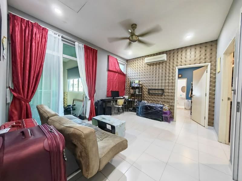 2-storey Terraced House for Sale in Horizon Hills (Iskandar Puteri (Nusajaya)) - Sufi Norman - Living Room - PropertyGuru.com.my