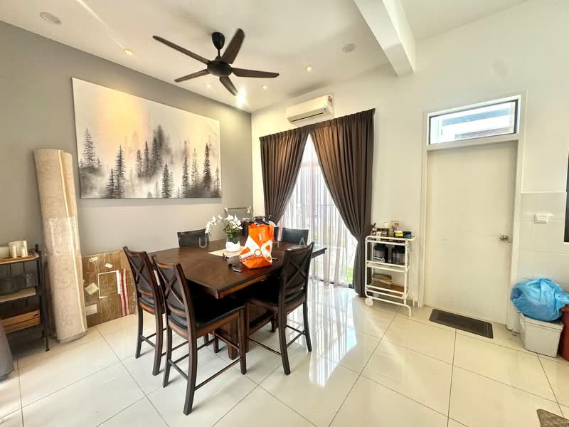 2-storey Terraced House for Sale in Eco Grandeur (Puncak Alam) - Zul Hasif - Dining Room - PropertyGuru.com.my