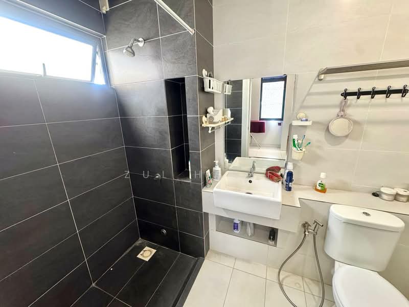 2-storey Terraced House for Sale in Eco Grandeur (Puncak Alam) - Zul Hasif - PropertyGuru.com.my