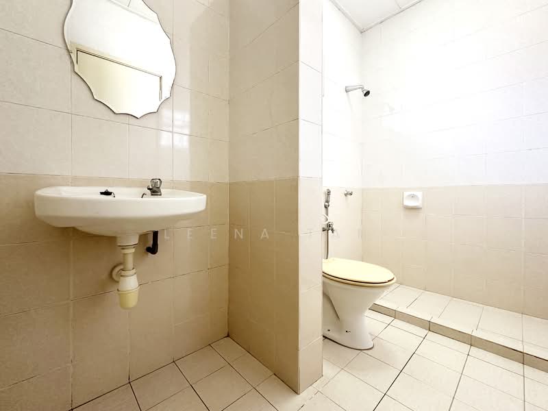 Bungalow for Sale in Kota Emerald (Rawang) - Leena Tan - Bathroom - PropertyGuru.com.my