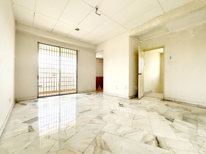 Bungalow for Sale in Kota Emerald (Rawang) - Leena Tan - Living Room - PropertyGuru.com.my