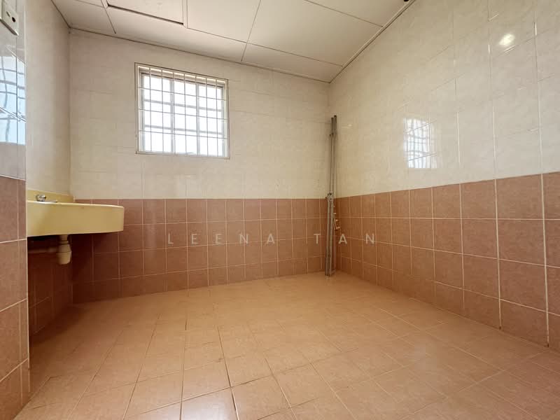 Bungalow for Sale in Kota Emerald (Rawang) - Leena Tan - Bathroom - PropertyGuru.com.my