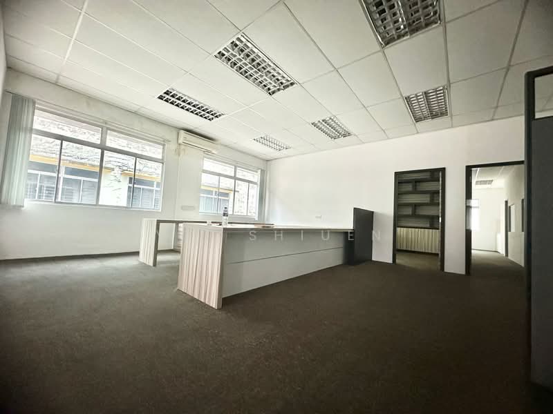 Taman Seri Austin untuk Untuk Disewa - RM 2,500 /bulan, Mac 2026 - Interior - PropertyGuru.com.my