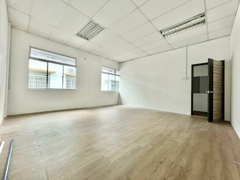 Taman Seri Austin untuk Untuk Disewa - RM 2,500 /bulan, Mac 2026 - Interior - PropertyGuru.com.my