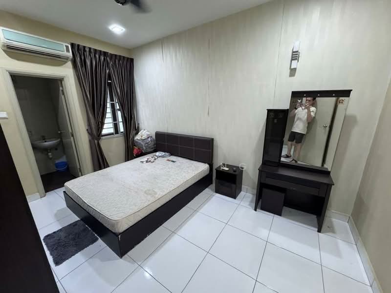 Rumah Teres 2 Tingkat untuk Dijual di Bandar Dato Onn (Tebrau) - YC Fung - Bedroom - PropertyGuru.com.my