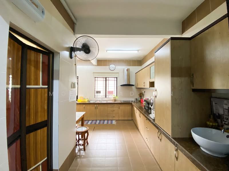 2-storey Terraced House for Sale in Bandar Bukit Tinggi (Klang) - Mohammad Din Majid - Kitchen - PropertyGuru.com.my