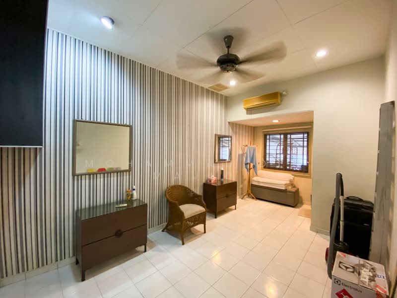 2-storey Terraced House for Sale in Bandar Bukit Tinggi (Klang) - Mohammad Din Majid - Interior - PropertyGuru.com.my