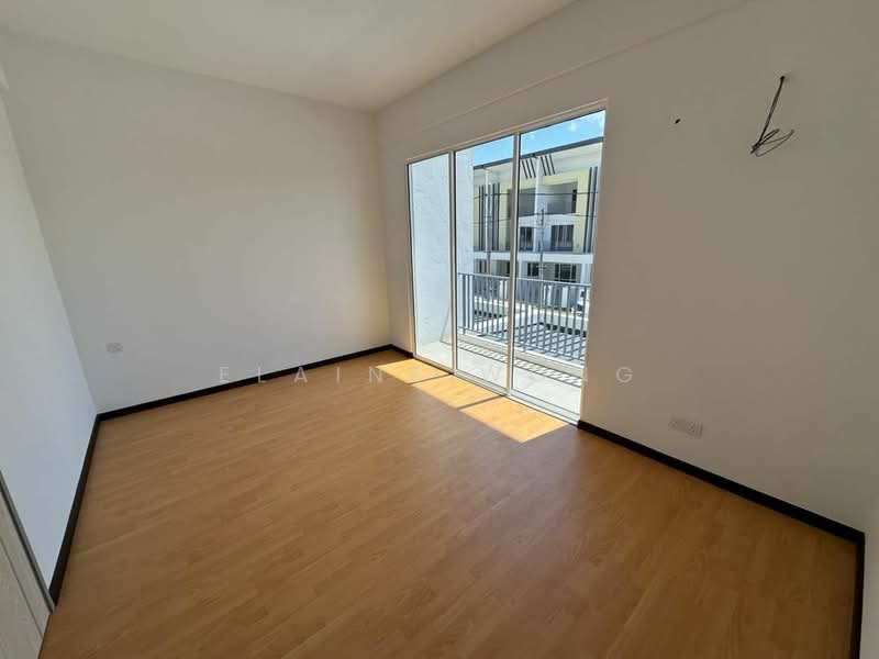 3-storey Terraced House for Sale in Kota Kinabalu (Sabah) - Elaine Wong - Interior - PropertyGuru.com.my