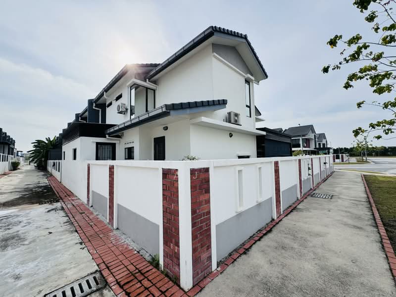 2-storey Terraced House for Sale in Elmina (Shah Alam) - Mohammad Din Majid - PropertyGuru.com.my