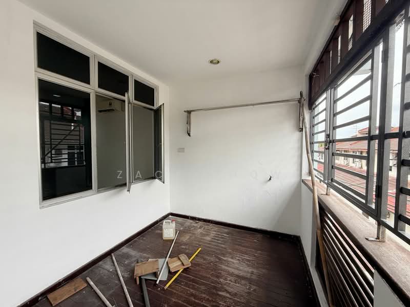 2-storey Terraced House for Sale in Ehsan Jaya (Johor Bahru) - Zack Chow - Balcony - PropertyGuru.com.my