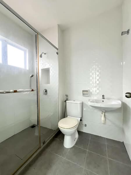 Semi-Detached House for Sale in Ipoh (Perak) - Chea Chea Lim - Bathroom - PropertyGuru.com.my