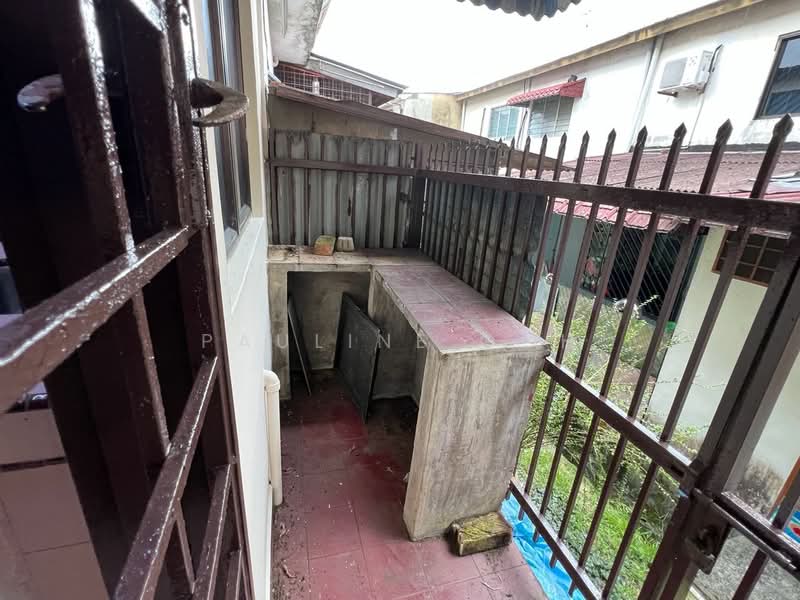 2-storey Terraced House for Sale in Taman Damai Jaya (Skudai) - Pauline Goh - Balcony - PropertyGuru.com.my